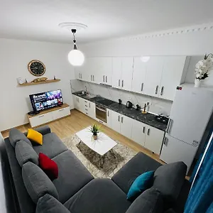 Center 2 Apartment Elbasan