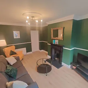 Modern 4 Bedroom Townhouse In City Centre Holiday home Dublin